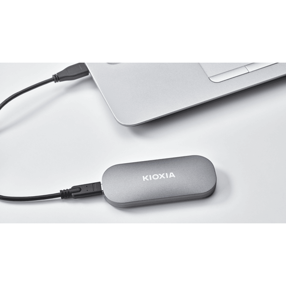 KIOXIA EXCERIA PLUS Portable SSD | USB 3.2 Gen2 | 1TB – 2TB | Up to 1,050MB/s