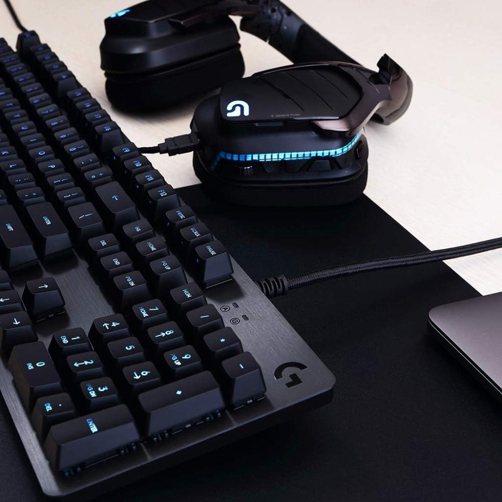 Logitech G512 Carbon LIGHTSYNC RGB Mechanical Gaming Keyboard | GX Mechanical Switches | 104 Keys | USB Passthrough | Aluminum Alloy | 1ms Report Rate